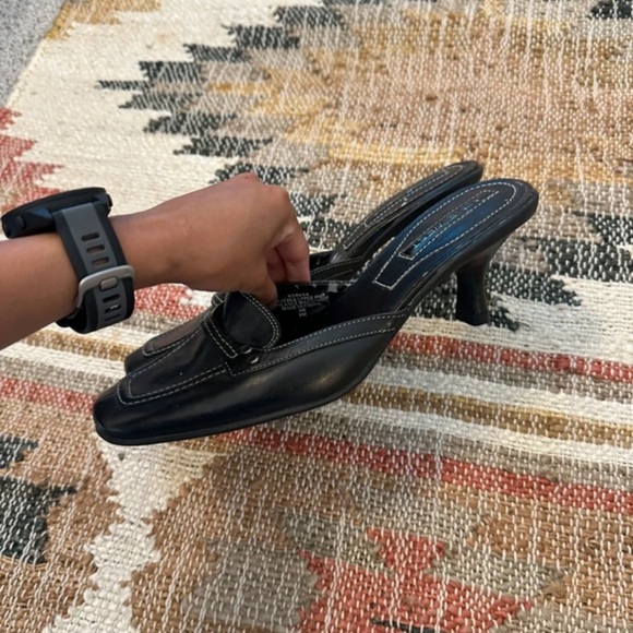 Nine West Black Heeled Mules - Picture 5 of 7